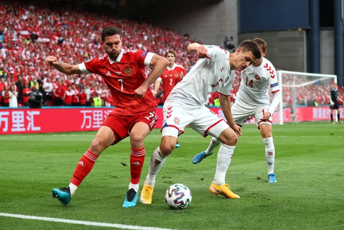 Con mưa bàn thắng đưa ĐT Đan Mạch vào vòng 1/8 Euro 2020 - Ảnh 1.