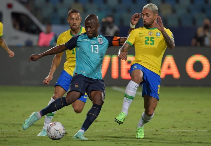 Cầm hoà thành công Brazil, Ecuador lách qua khe cửa hẹp giành vé đi tiếp tại Copa America 2021 - Ảnh 2.
