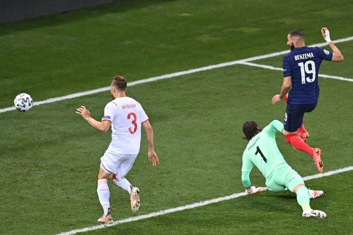 Mbappe hoá tội đồ khiến Pháp bị loại tức tưởi tại Euro 2020 - Ảnh 6.