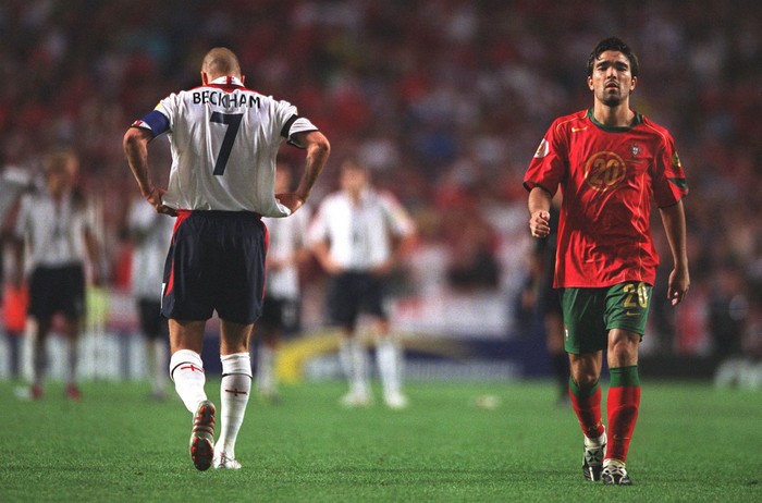 Top 10 trận đấu hay nhất lịch sử Euro (Kỳ 2): Lần đầu đầy xúc cảm của Ronaldo và phép màu đến từ Hy Lạp - Ảnh 3.
