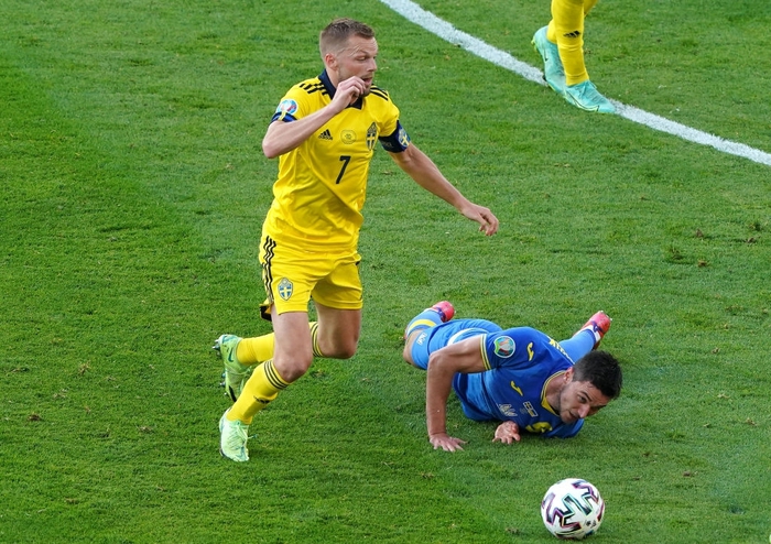 Đánh bại Thụy Điển 2-1 ở phút 120, Ukraine điền tên mình vào vòng tứ kết Euro 2020 - Ảnh 2.