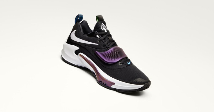Ngỡ ngàng vẻ đẹp của Nike Zoom Freak 3 trong lần ra mắt trên chân ... PJ Tucker - Ảnh 5.