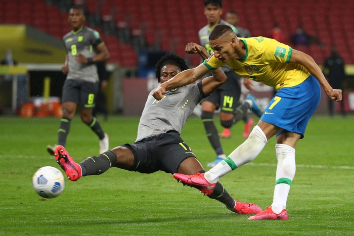 Thắng nhẹ Ecuador 2-0, Brazil xây chắc ngôi đầu bảng ở vòng loại World Cup 2022 - Ảnh 4.