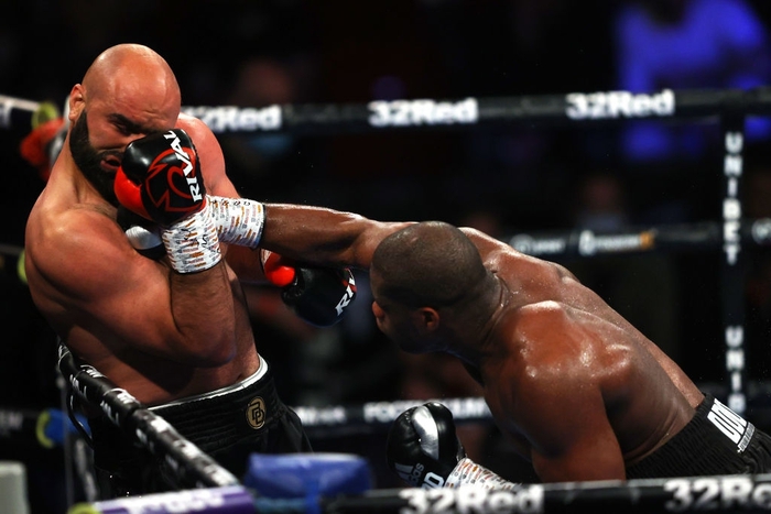 Daniel Dubois hạ đo ván đối thủ ngay hiệp 2, giành đai WBA thế giới - Ảnh 3.