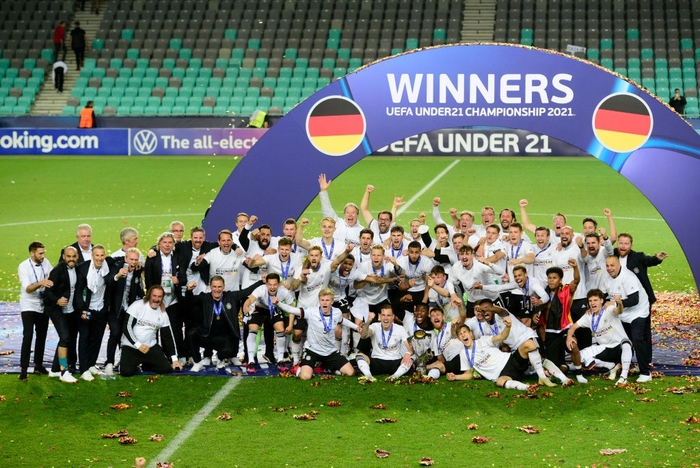 Hạ gục Bồ Đào Nha, Đức vô địch U21 châu Âu - Ảnh 9.