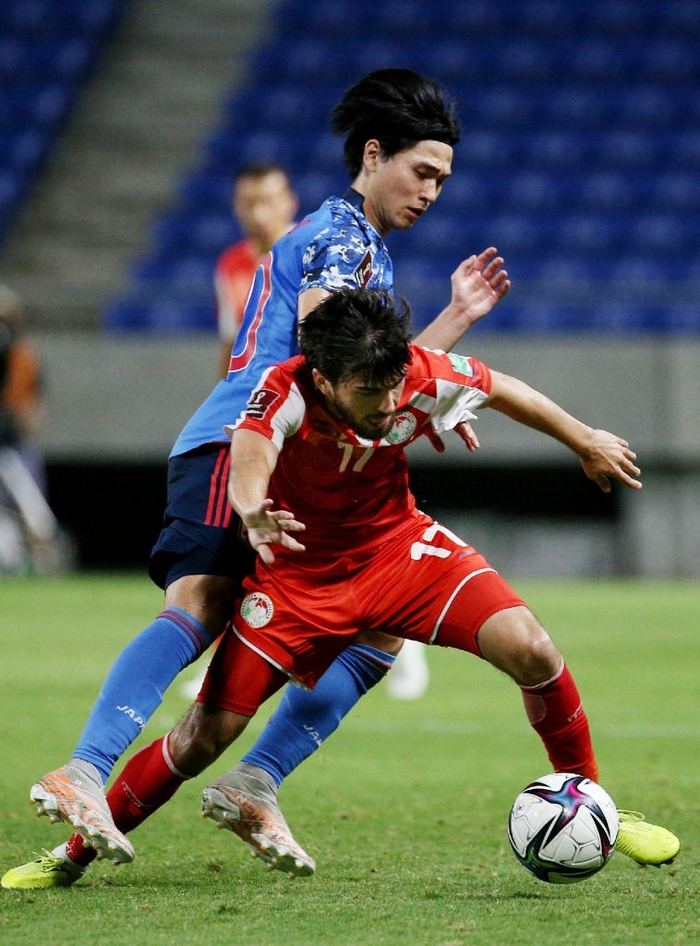 Vùi dập Tajikistan 4-1, Nhật Bản nối dài mạch thắng ở vòng loại World Cup 2022 - Ảnh 2.