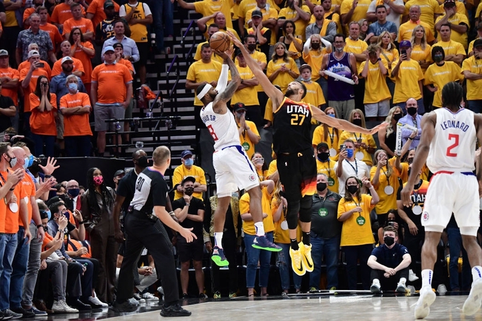 &quot;Cơn lốc&quot; Donovan Mitchell tỏa sáng rực rỡ, Utah Jazz lội ngược dòng ngoạn mục trước Los Angeles Clippers - Ảnh 3.