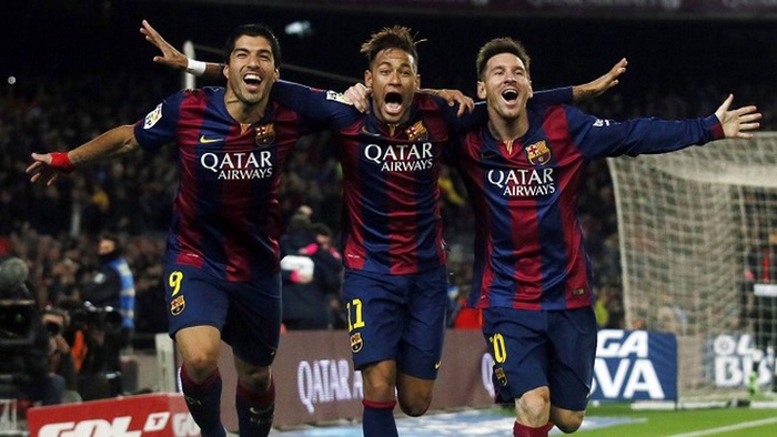 Messi cởi trần ngồi chém gió với Neymar - Ảnh 3.