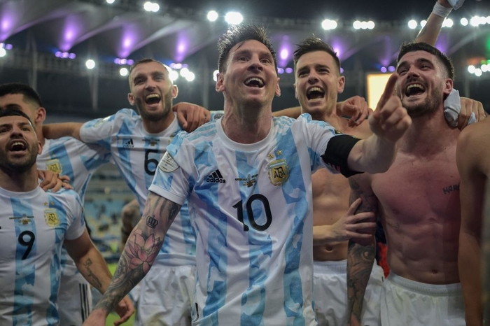 Messi và đồng đội vỡ oà trong niềm hạnh phúc chiến thắng - Ảnh 5.