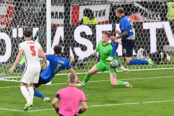 Đánh bại tuyển Anh nghẹt thở trong loạt luân lưu, Ý chính thức lên ngôi tại Euro 2020 - Ảnh 7.