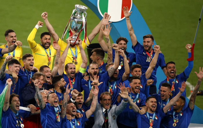 Đánh bại tuyển Anh nghẹt thở trong loạt luân lưu, Ý chính thức lên ngôi tại Euro 2020 - Ảnh 9.