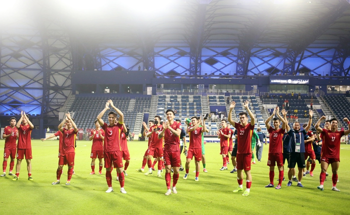 Đội tuyển bóng đá nam quốc gia vinh dự nhận Bằng khen sau thành tích lọt vào vòng loại 3 World Cup 2022 - Ảnh 1.