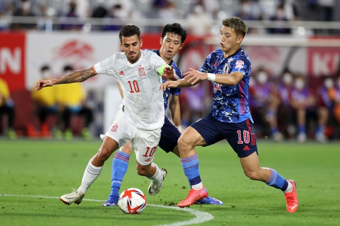 Giao hữu Olympic Nhật Bản 1-1 Olympic Tây Ban Nha: Hai đội thi đấu đôi công hấp dẫn - Ảnh 4.