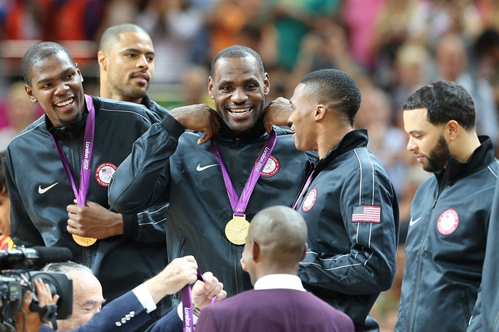 LeBron James và những thăng trầm trong màu áo tuyển Mỹ: Từ khoảnh khắc đen tối ở Athens đến đỉnh cao tại London 2012 - Ảnh 9.