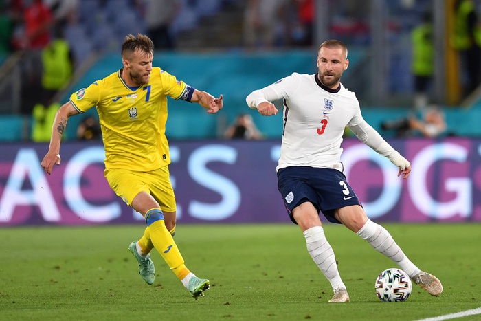 Tổn thương dây chằng cổ tay, gãy xương sườn, Luke Shaw vẫn đá đủ 3 trận cuối cùng của Euro 2020 cho tuyển Anh - Ảnh 2.