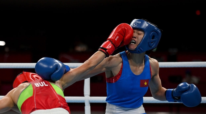 Trang quyền Anh danh tiếng Boxingscene: Trận thua của Nguyễn Thị Tâm gây tranh cãi - Ảnh 2.