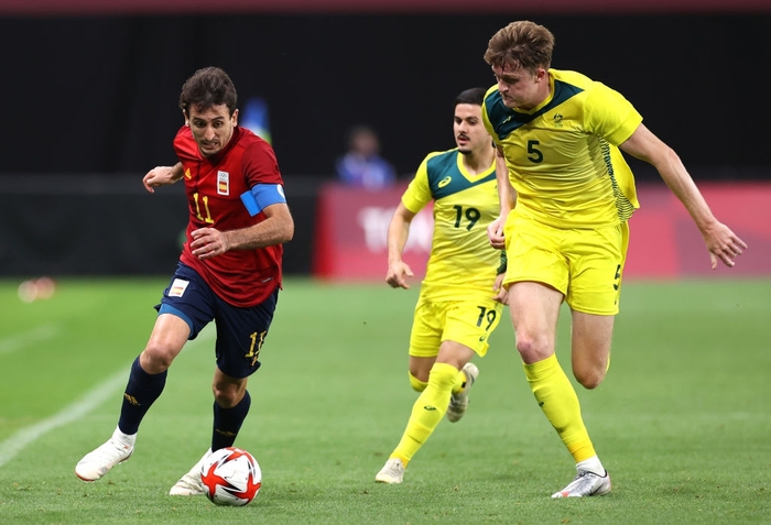 Olympic Australia 0-1 Olympic Tây Ban Nha: 3 điểm đầu tiên cho La Roja - Ảnh 1.