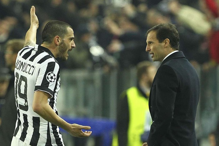 Tân HLV trưởng Juventus: &quot;Bonucci thích đeo băng đội trưởng thì tự đi ra đường mà mua!&quot; - Ảnh 4.