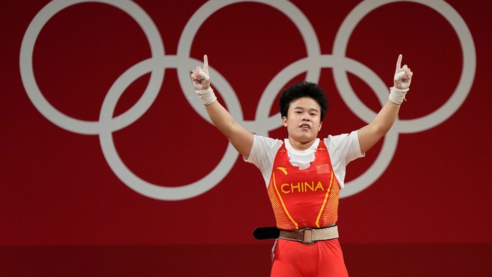 Netizen Trung Quốc nổi giận vì nhà vô địch Olympic bị truyền thông châu Âu chụp ảnh &quot;xấu như ma&quot; - Ảnh 3.