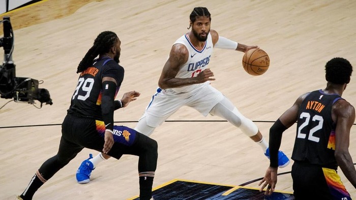 Kawhi Leonard nhiều khả năng sẽ nghỉ toàn bộ mùa giải 2021-2022 - Ảnh 4.