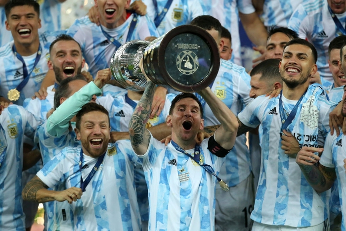 Lionel Messi giành danh hiệu đầu tiên của mình với Argentina tại Copa America 2021