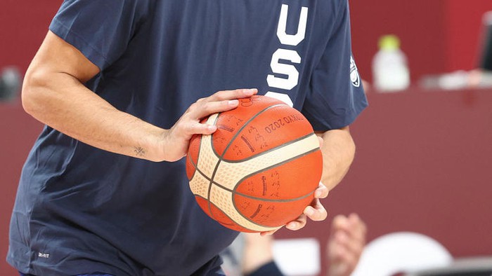 Liệu trái bóng FIBA tại Olympic Tokyo 2020 có gây ảnh hưởng tới các cầu thủ Mỹ? - Ảnh 1.