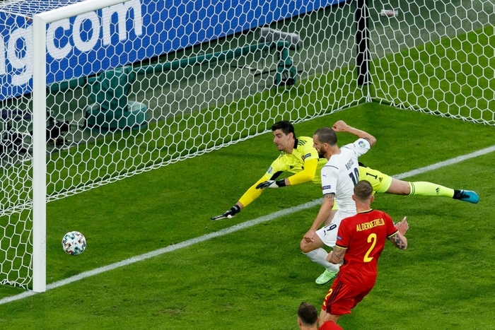 Thắng sát nút 1-2, Italy tiến đến vòng Bán kết Euro 2020 với chuỗi 32 trận bất bại - Ảnh 2.