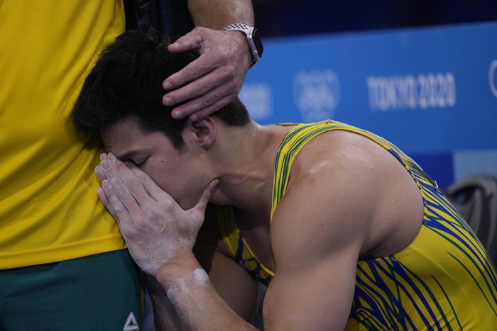 Những hình ảnh &quot;trào nước mắt&quot; của người chiến thắng, kẻ chiến bại tại Olympic Tokyo 2020 - Ảnh 13.