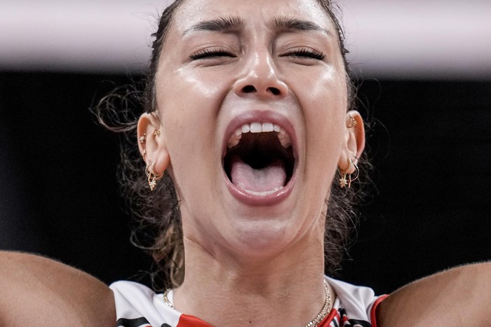 Những khoảnh khắc trào nước mắt của người chiến thắng, kẻ chiến bại tại Olympic Tokyo 2020 - Ảnh 4.