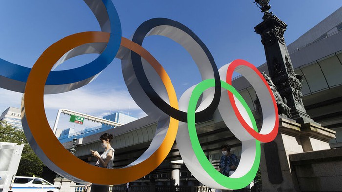 Vi phạm quy định của ban tổ chức, vận động viên bị tước quyền tham gia Olympic - Ảnh 1.