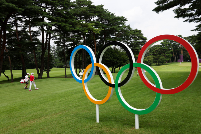 Vi phạm quy định của ban tổ chức, vận động viên bị tước quyền tham gia Olympic - Ảnh 2.