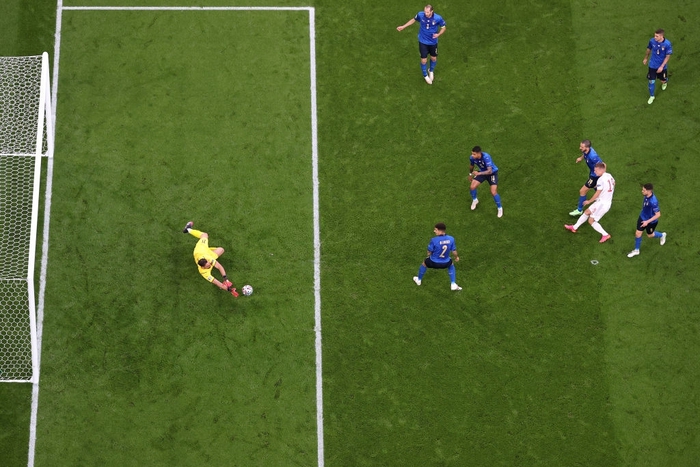 Hạ Tây Ban Nha trên chấm luân lưu, Italy vào chung kết Euro 2020 - Ảnh 2.