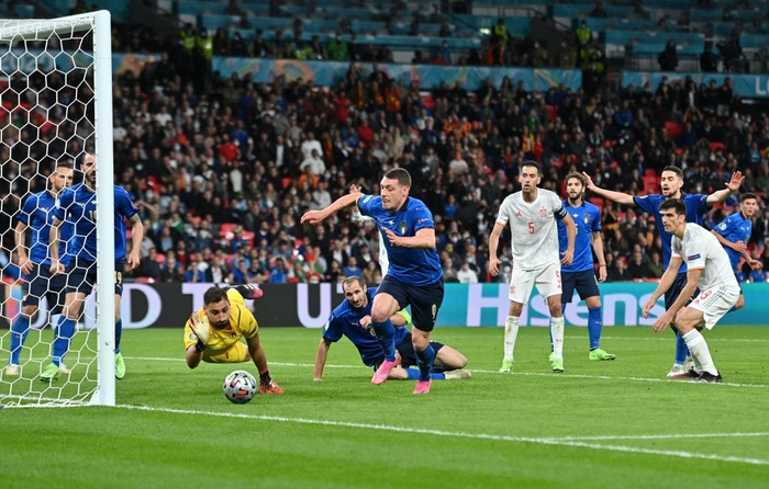 Hạ Tây Ban Nha trên chấm luân lưu, Italy vào chung kết Euro 2020 - Ảnh 8.