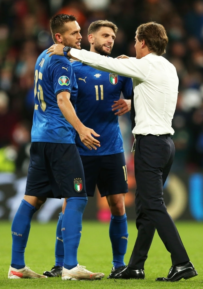 Tuyển Italy ăn mừng cuồng nhiệt sau chiến thắng tại bán kết Euro 2020 - Ảnh 7.
