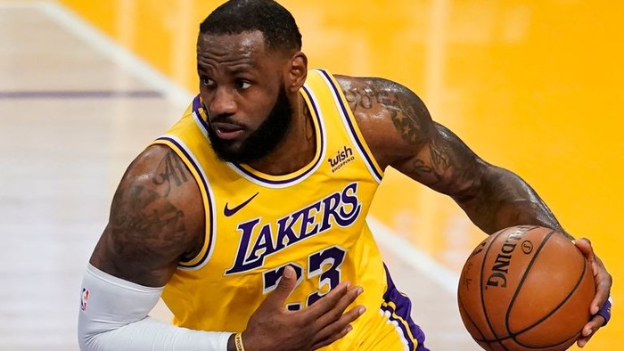 LeBron James đối mặt với những cầu thủ vô cùng đặc biệt ở NBA 2021-2022 - Ảnh 1.