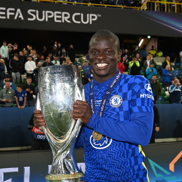 Cầu thủ Chelsea tung hô thủ môn Kepa sau khi giành danh hiệu Siêu cúp Châu Âu - Ảnh 15.