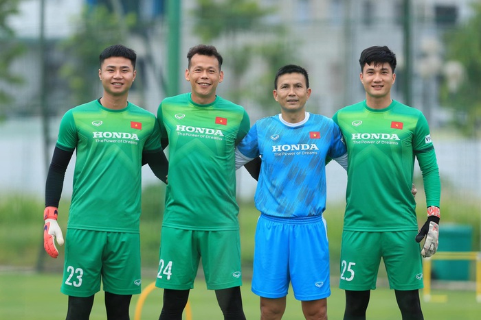 Điểm tên những tuyển thủ cao trên 1m80 ở tuyển Việt Nam - Ảnh 3.