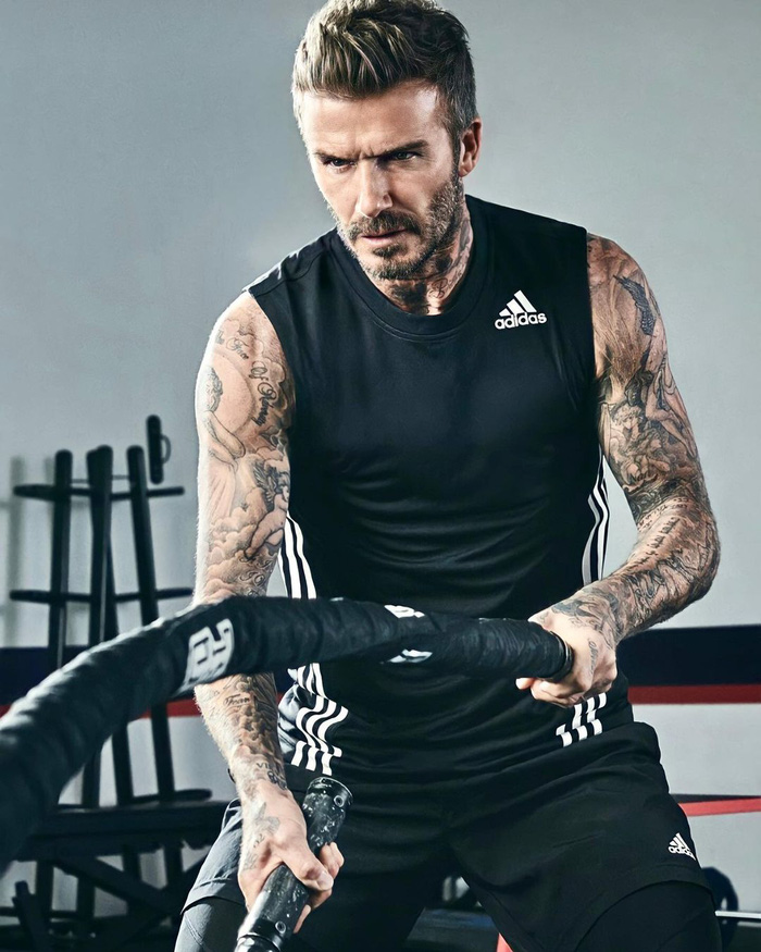 David Beckham xuất hiện cực chất ở tuổi 46: Lâu lắm rồi tôi mới có cơ thể chuẩn như lúc này - Ảnh 2.