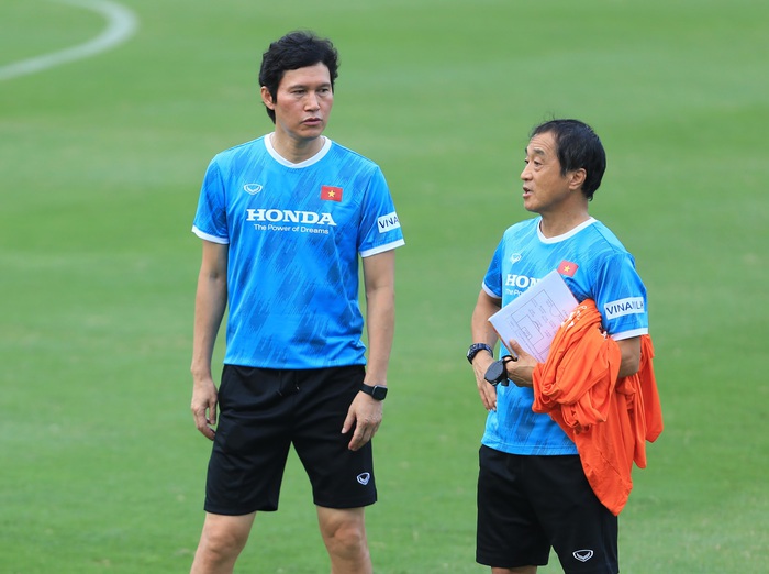 Dàn trợ lý “khủng” đồng hành cùng HLV Park Hang-seo ở vòng loại thứ 3 World Cup 2022 - Ảnh 1.