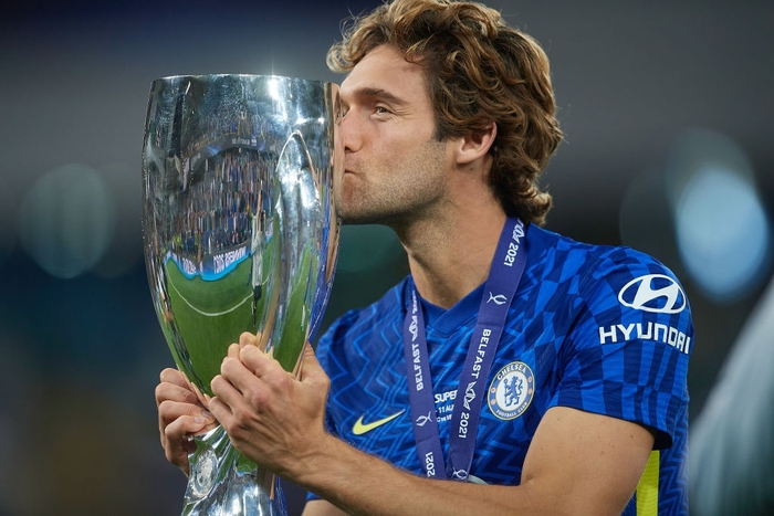 Cầu thủ Chelsea tung hô thủ môn Kepa sau khi giành danh hiệu Siêu cúp Châu Âu - Ảnh 14.
