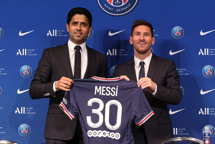 Lionel Messi và Chủ tịch PSG, Nasser Al-Khelaifi