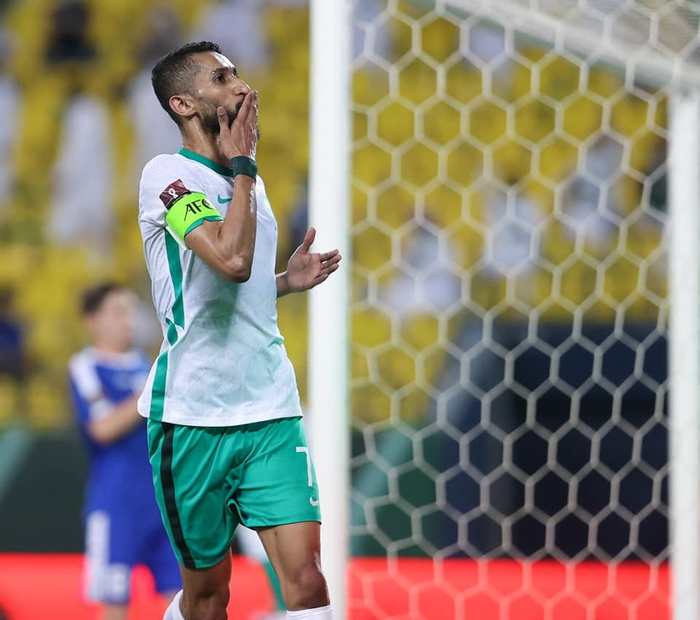 Đội trưởng Saudi Arabia xin nghỉ tập trước trận gặp tuyển Việt Nam - Ảnh 1.