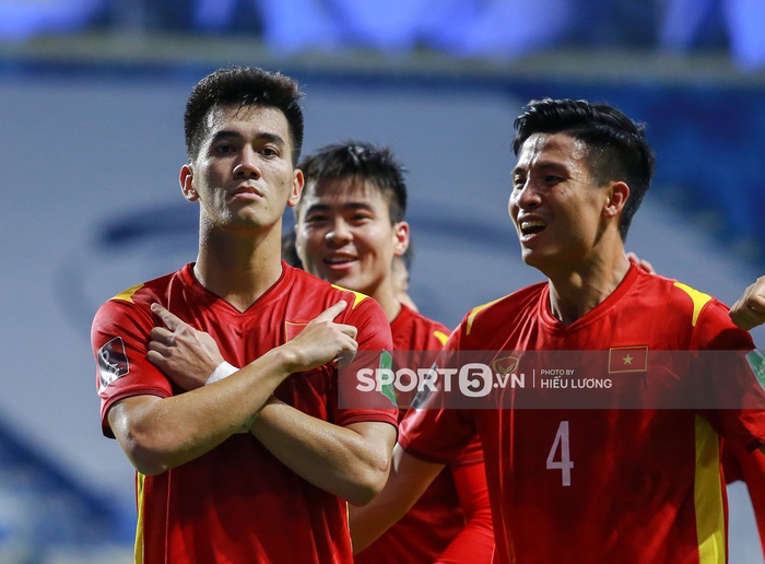 Tuyển thủ Việt Nam nào ghi nhiều bàn nhất vòng loại World Cup? - Ảnh 2.