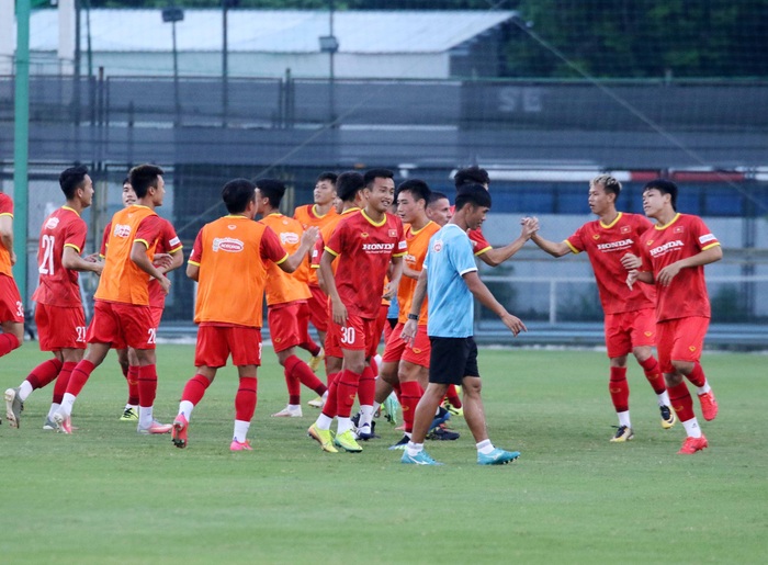 Ba cầu thủ bổ sung tuyển Việt Nam tập cùng đội U22 ViệtNam - Ảnh 9.