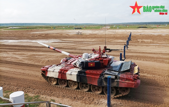Kíp số 2 Đội tuyển xe tăng Việt Nam thi đấu kém may mắn trong ngày ra quân tại Army Games 2021  - Ảnh 4.
