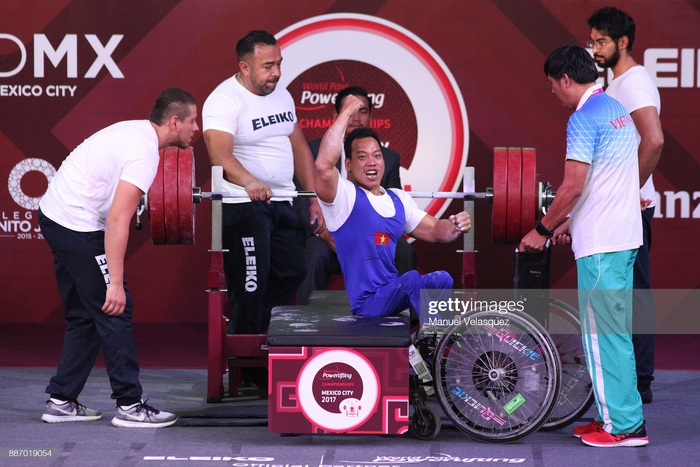 Đấu trí xuất sắc, Lê Văn Công để vuột HCV Paralympic 2020 vào tay kỳ phùng địch thủ vì...0,1kg - Ảnh 1.