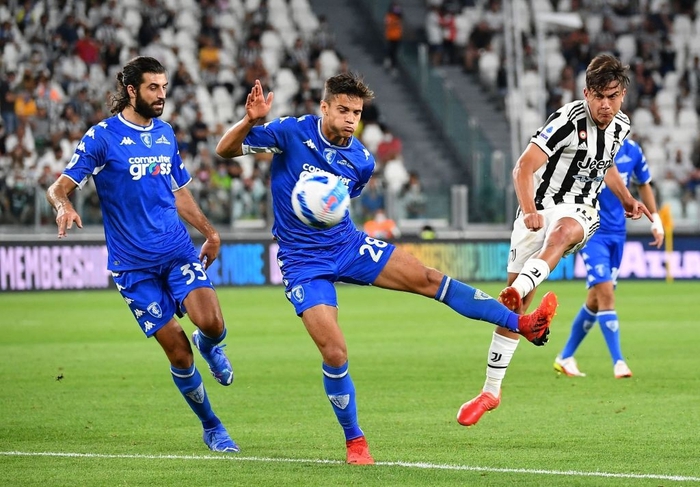 Juventus thất bại trước đối thủ &quot;tí hon&quot; ngay trên sân nhà - Ảnh 7.