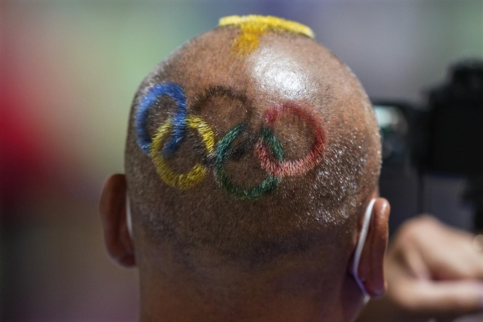 Ảnh Olympic Tokyo 2020: Những kiểu tóc độc đáo và kỳ công thu hút ánh nhìn - Ảnh 3.