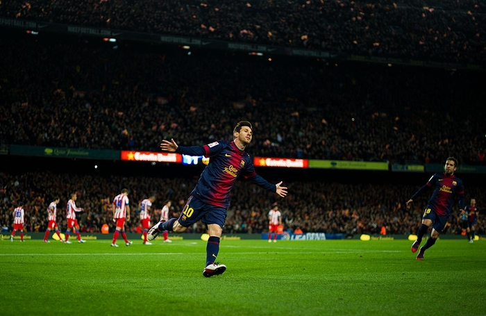 30 khoảnh khắc đáng nhớ nhất của Messi trong màu áo Barcelona - Ảnh 18.