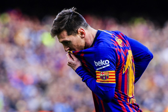 Sự thật đằng sau pha &quot;quay xe&quot; đầy bất ngờ của Lionel Messi - Ảnh 1.